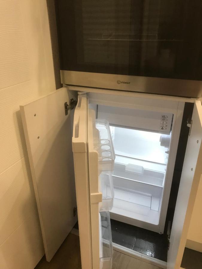 Apartman Kristina Free Parking ノヴィ・サド エクステリア 写真